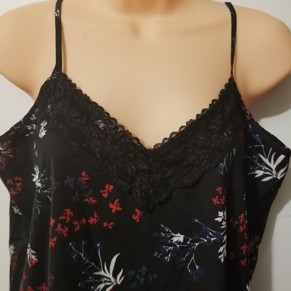 💥TANK TOP - Picture 2 of 5